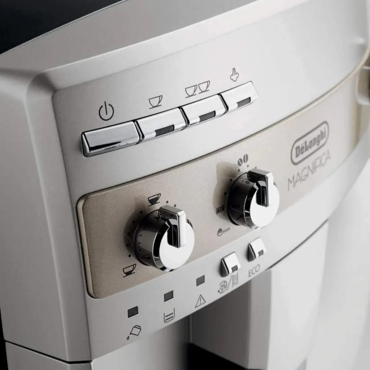 Refurbished - DeLonghi Magnifica ESAM3300 Superautomatic Espresso Machine - Silver - Image 2