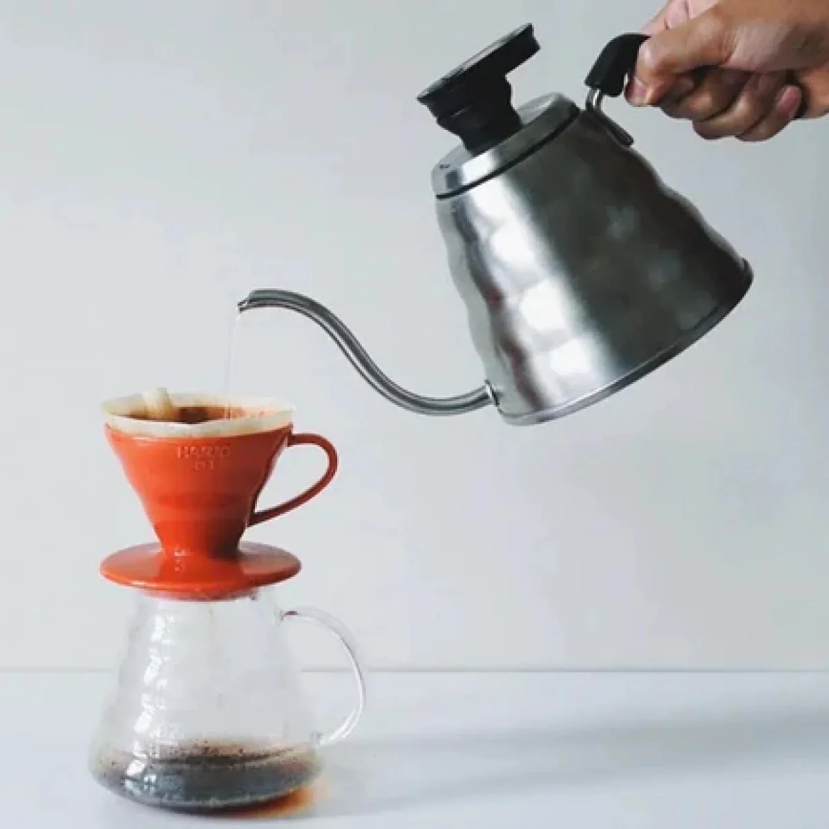 Hario V60 Ceramic Pour Over Coffee Maker - Red - Image 4