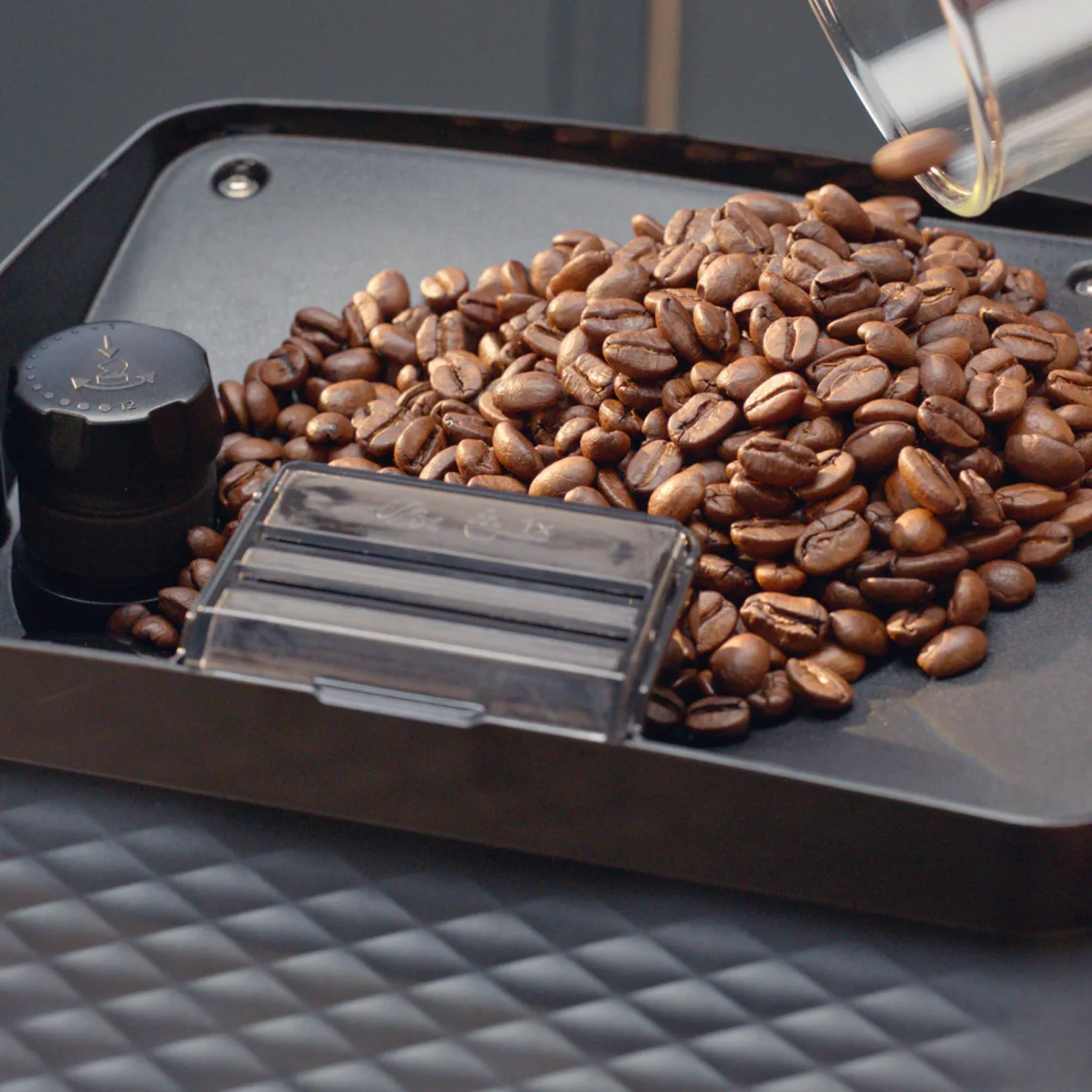 Philips 5500 Lattego Superautomatic Espresso Machine - Image 5